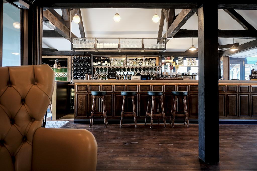 Cromwell Arms Country Pub With Rooms Romsey Exterior foto